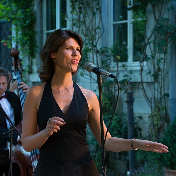 Stiphout Live ft. Francine Recca